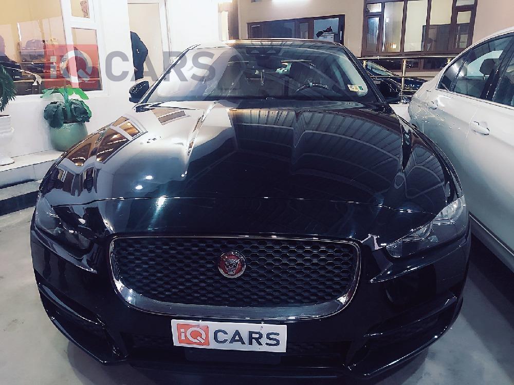 جاگوار XE